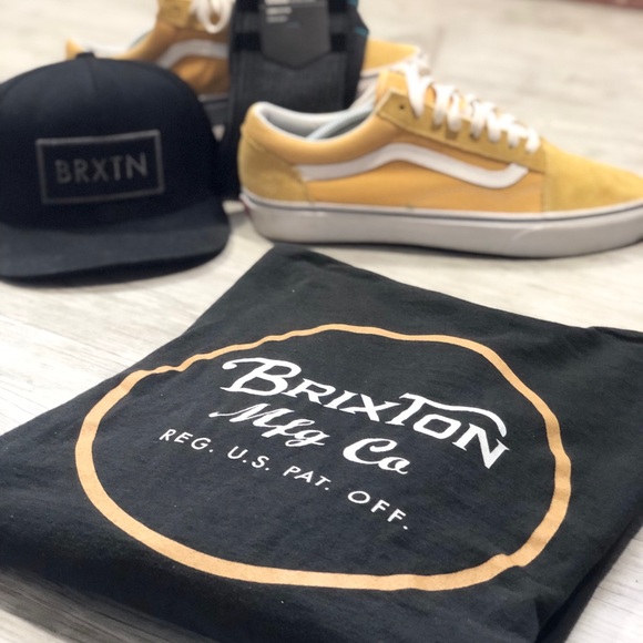 Brixton Long Sleeved Tee Shirt - Picture 5 of 8